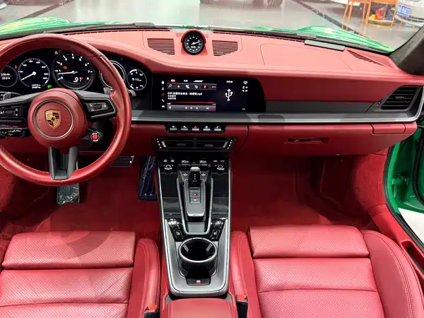 Porsche 911 2022