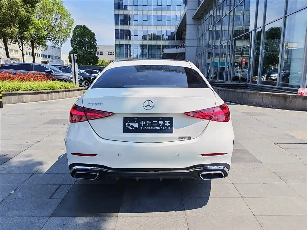 Mercedes-Benz C-Class 2023
