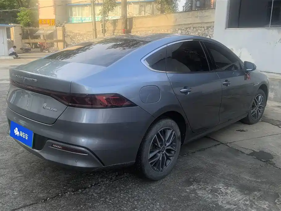 BYD Qin PLUS 2022 — фото 3