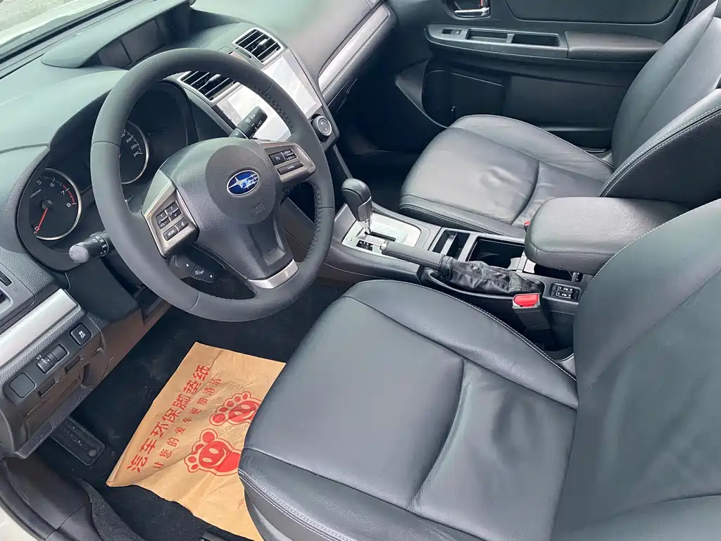 Subaru XV 2015