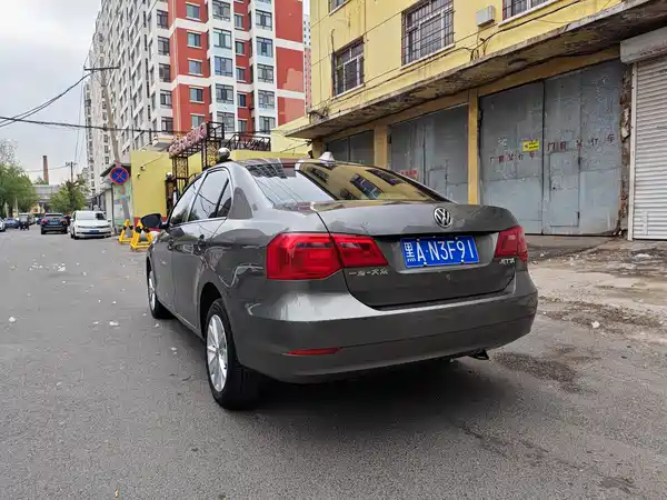 Volkswagen Jetta 2013