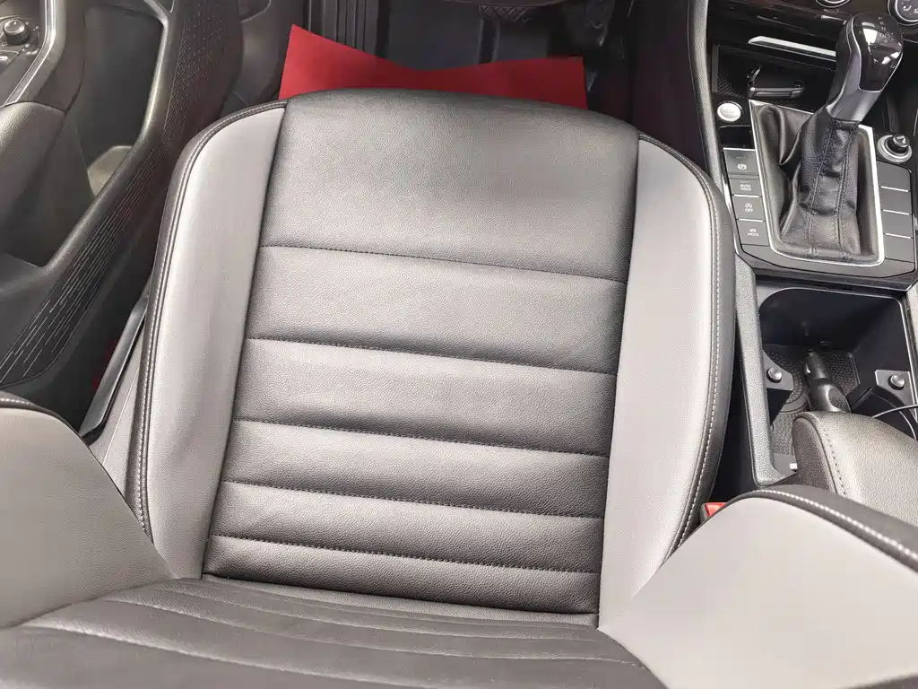 Volkswagen Sagitar 2021