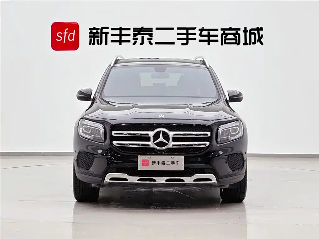 Mercedes-Benz GLB 2023