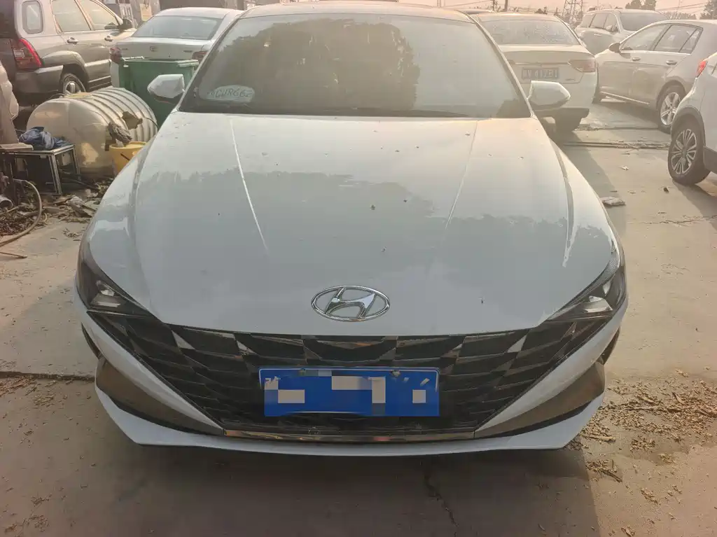 Hyundai Elantra 2021 — фото 2