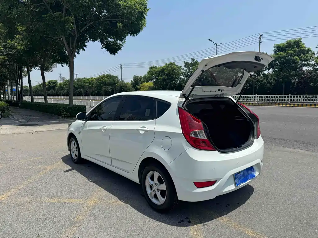 Hyundai Ruiyi 2015 — фото 15