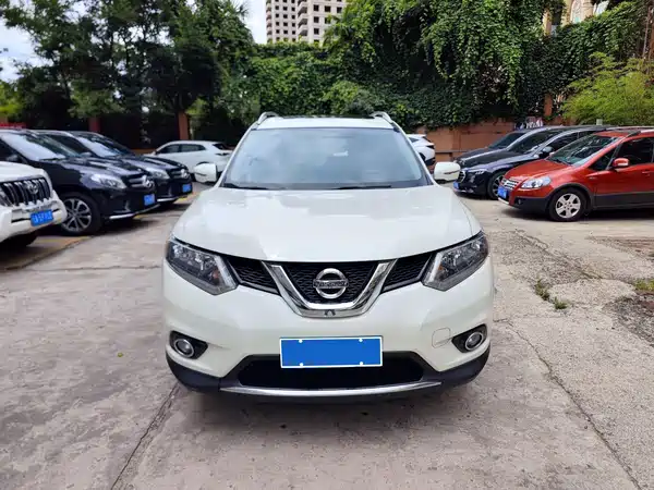 Nissan X-Trail 2014