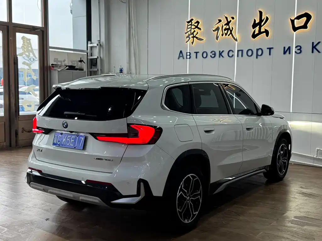 BMW X1 2023 — фото 9