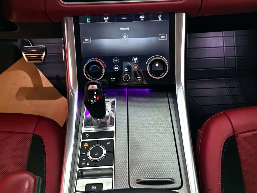 Land Rover Sport 2020 — фото 9