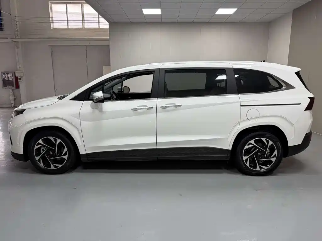 Hyundai Custo 2022