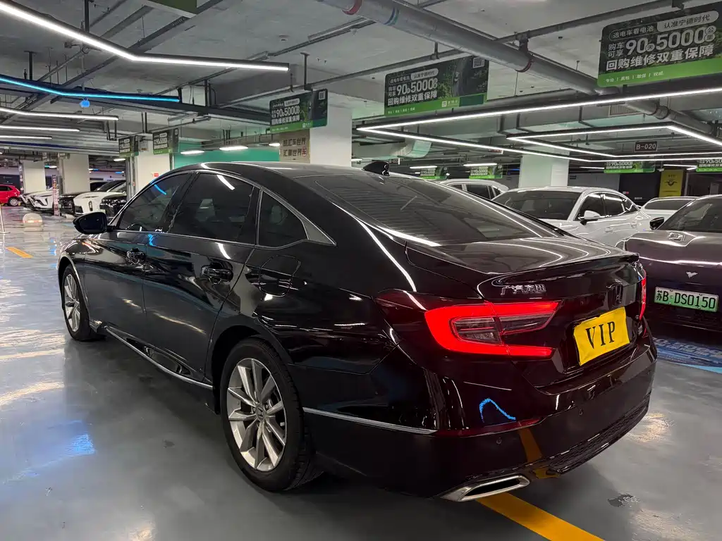 Honda Accord 2022 — фото 14