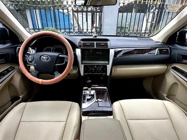 Toyota Camry 2015
