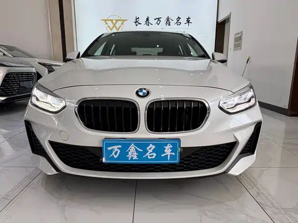 BMW 1 Series 2021