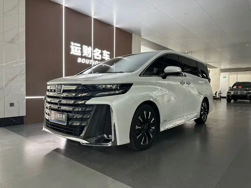 Toyota Vellfire 2024