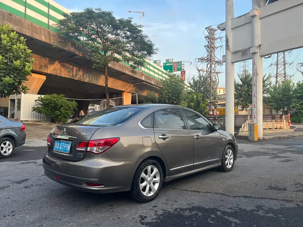 Nissan Sylphy 2012