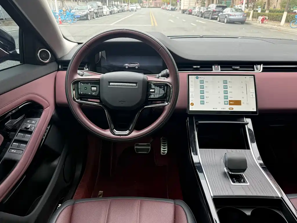 Land Rover Evoque 2025 — фото 14