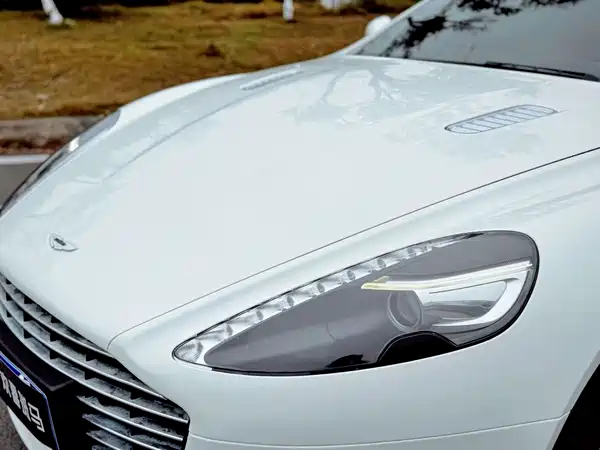 Aston Martin Rapide 2017