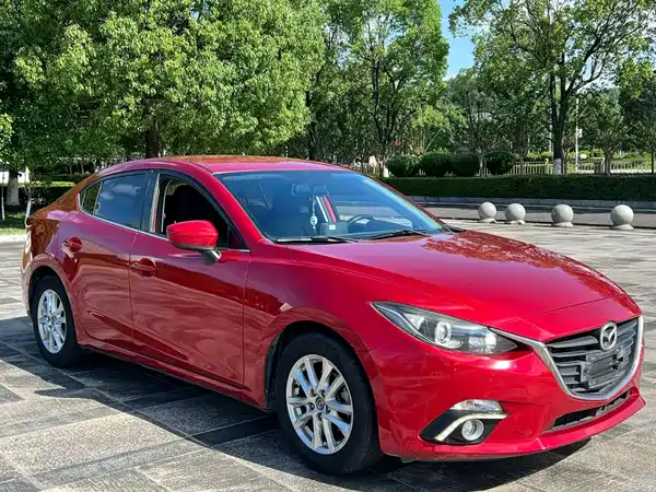 Mazda 3 Axela 2016