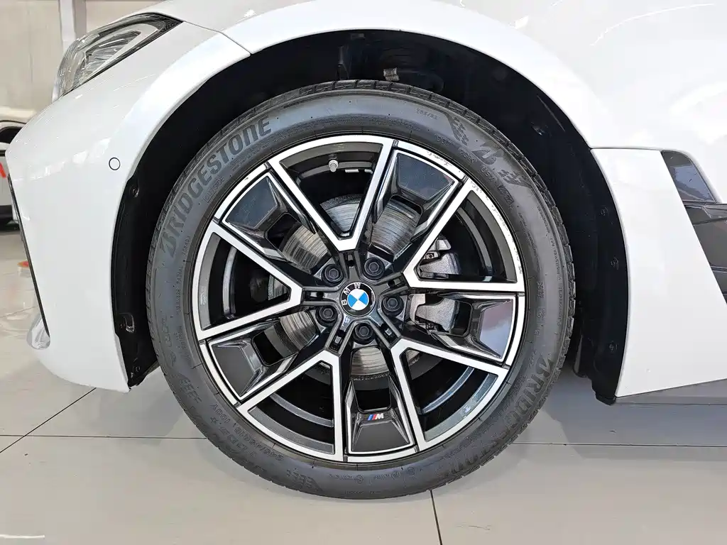 BMW 4 Series 2023 — фото 13