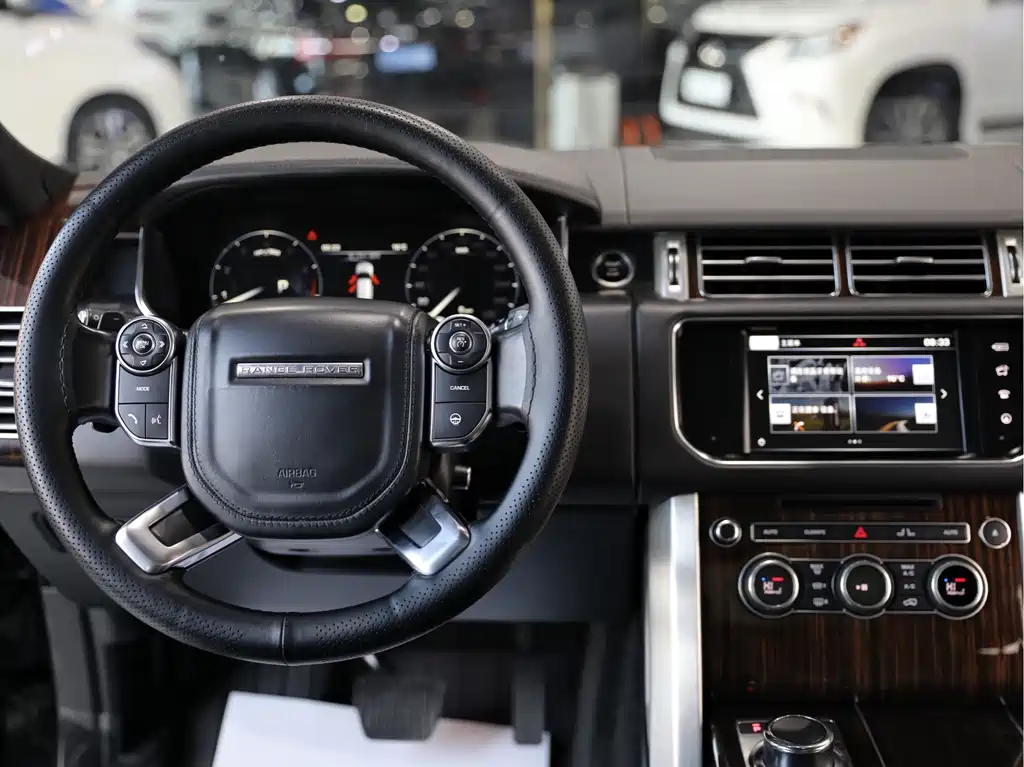 Land Rover Range Rover 2016 — фото 13