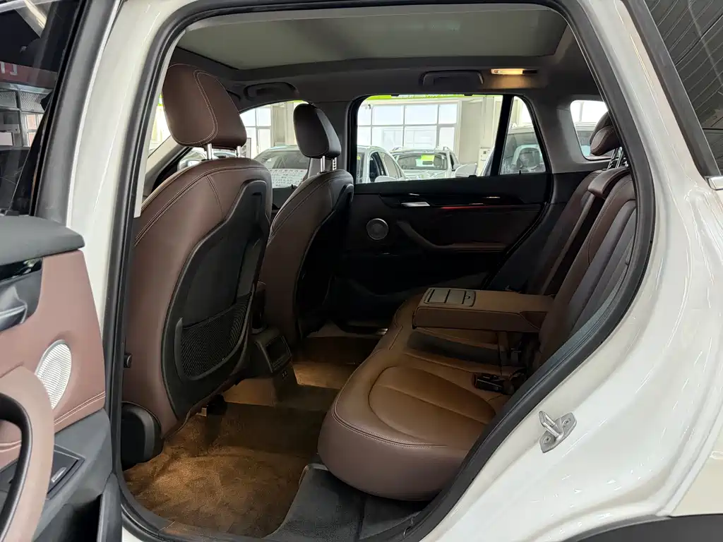 BMW X1 2022 — фото 14