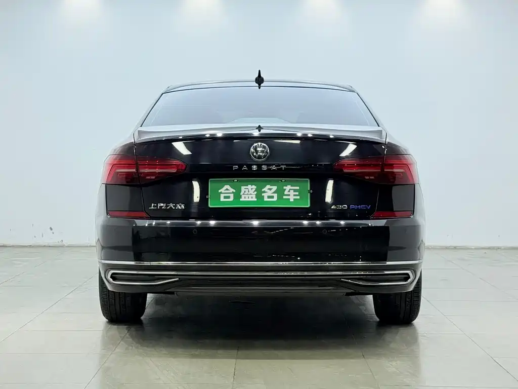 Volkswagen Passat PHEV 2022 — фото 13