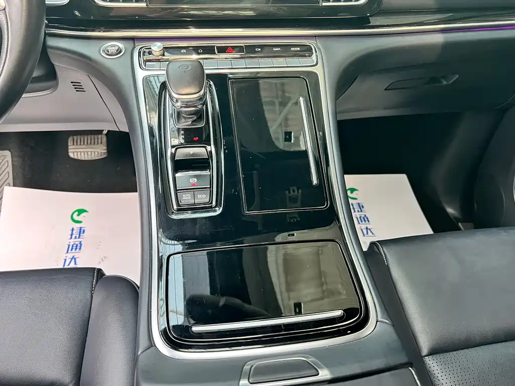 GAC Motor Trumpchi M8 2021 — фото 28