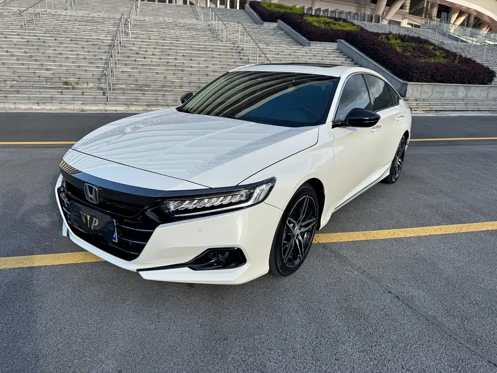 Honda Accord 2022 — фото 1