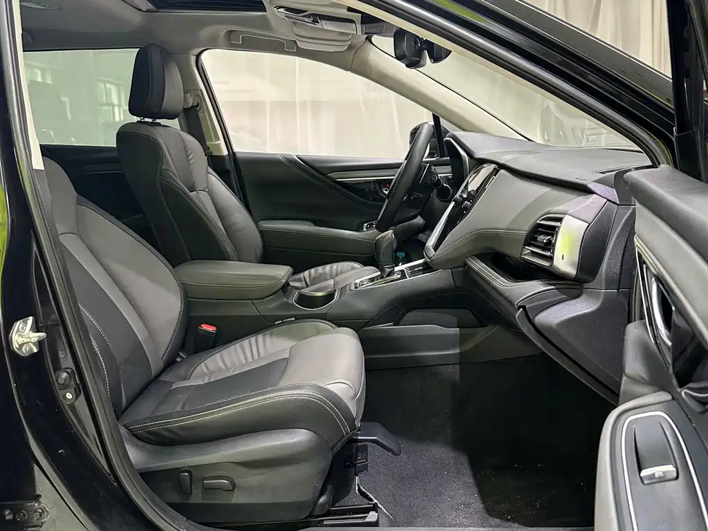 Subaru Outback 2021 — фото 15