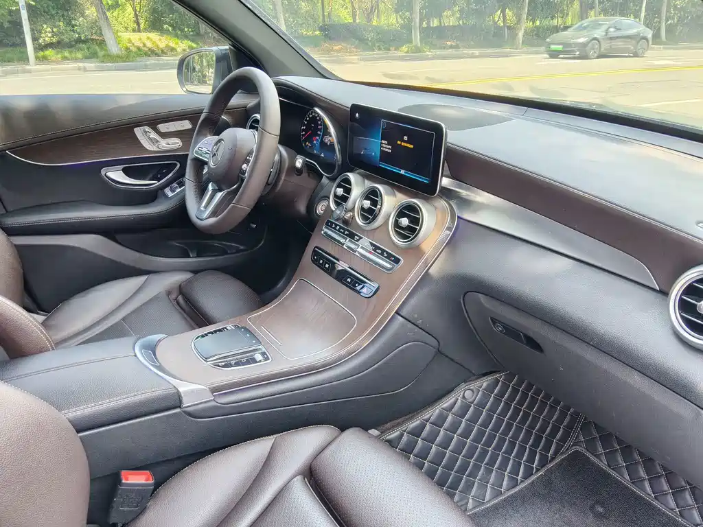 Mercedes-Benz GLC 2022