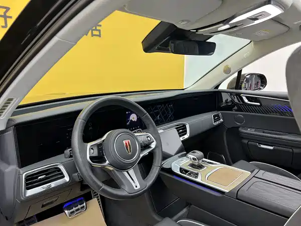 Hongqi E-HS9 2023