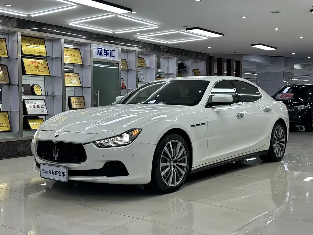 Maserati Ghibli 2016 — фото 1