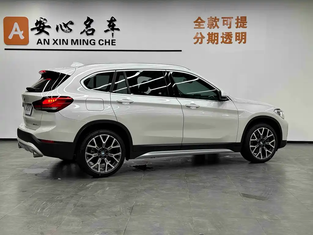 BMW X1 2019 — фото 3