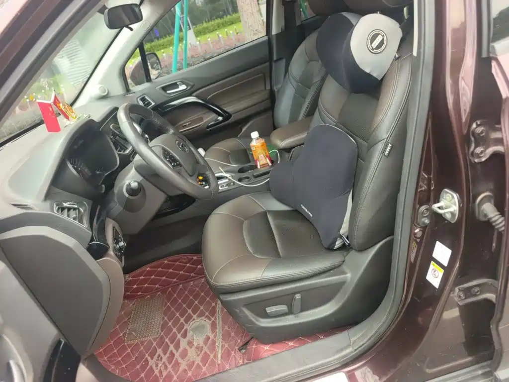 GAC Trumpchi GS4 2017 — фото 11