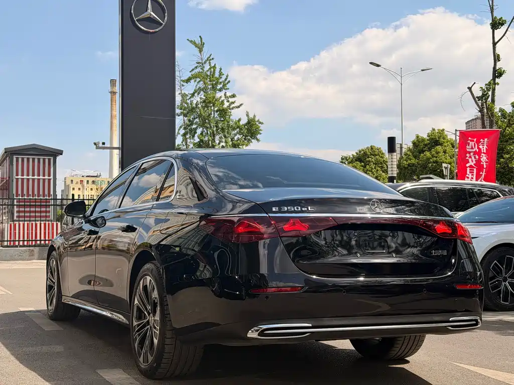 Mercedes-Benz E-Class New Energy 2024 — фото 6