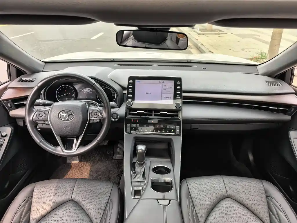 Toyota Avalon 2019 — фото 10