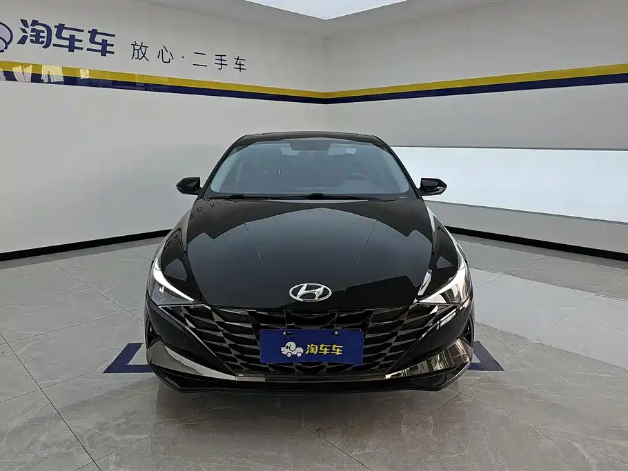 Hyundai Elantra 2021