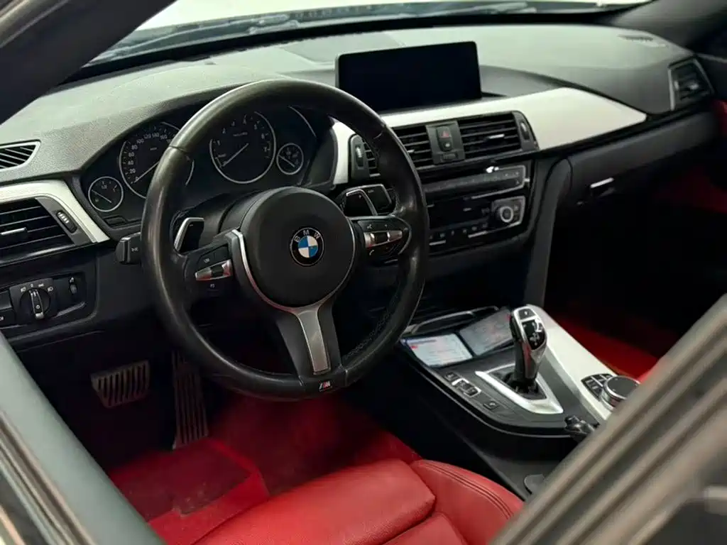 BMW 3 Series GT 2018 — фото 16