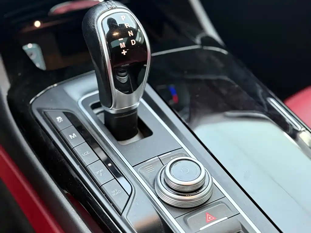 Maserati Levante 2016