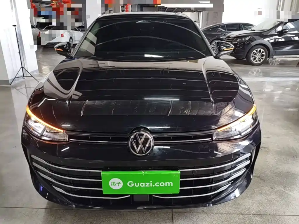 Volkswagen Passat 2025