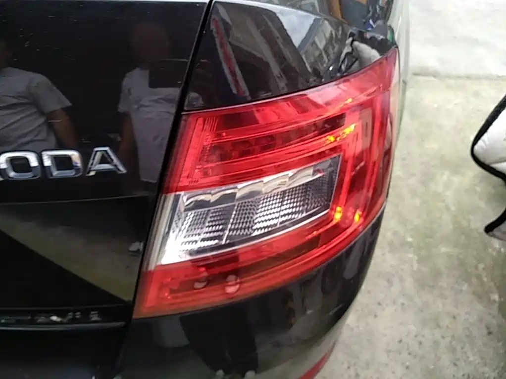 Skoda Octavia 2014 — фото 8