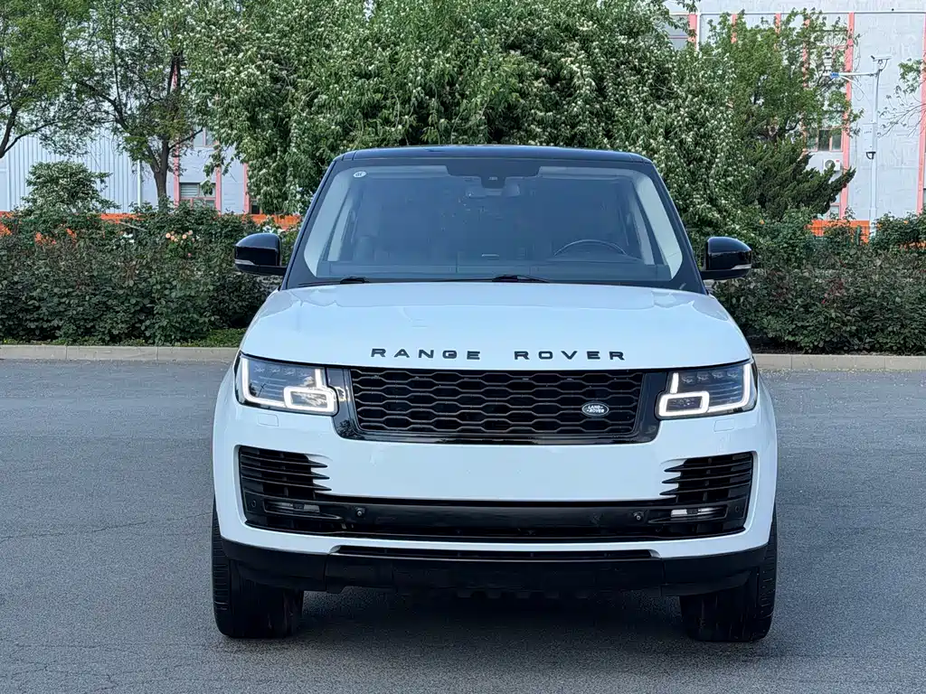 Land Rover Range Rover 2015 — фото 1