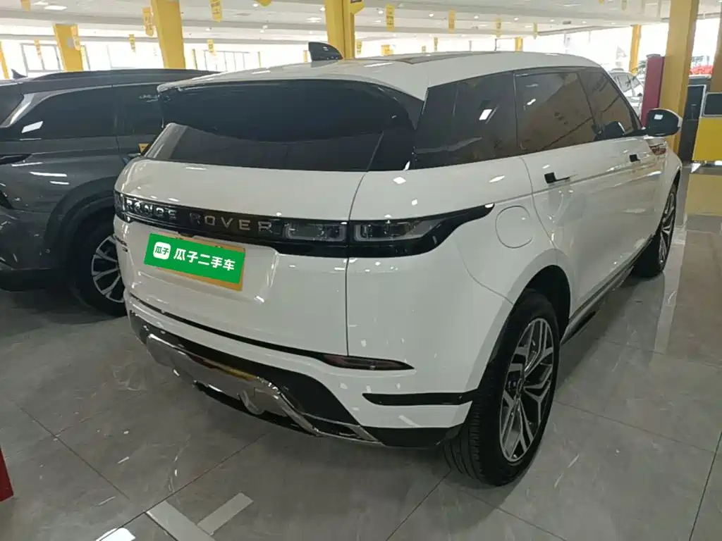 Land Rover Evoque 2024