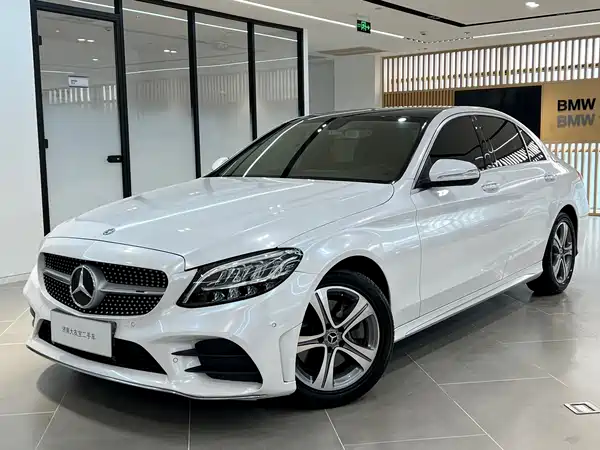 Mercedes-Benz C-Class 2020