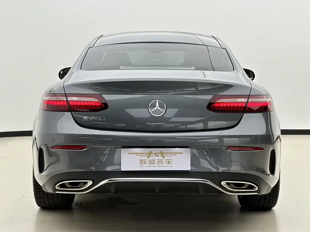 Mercedes-Benz E-Class 2022 — фото 9