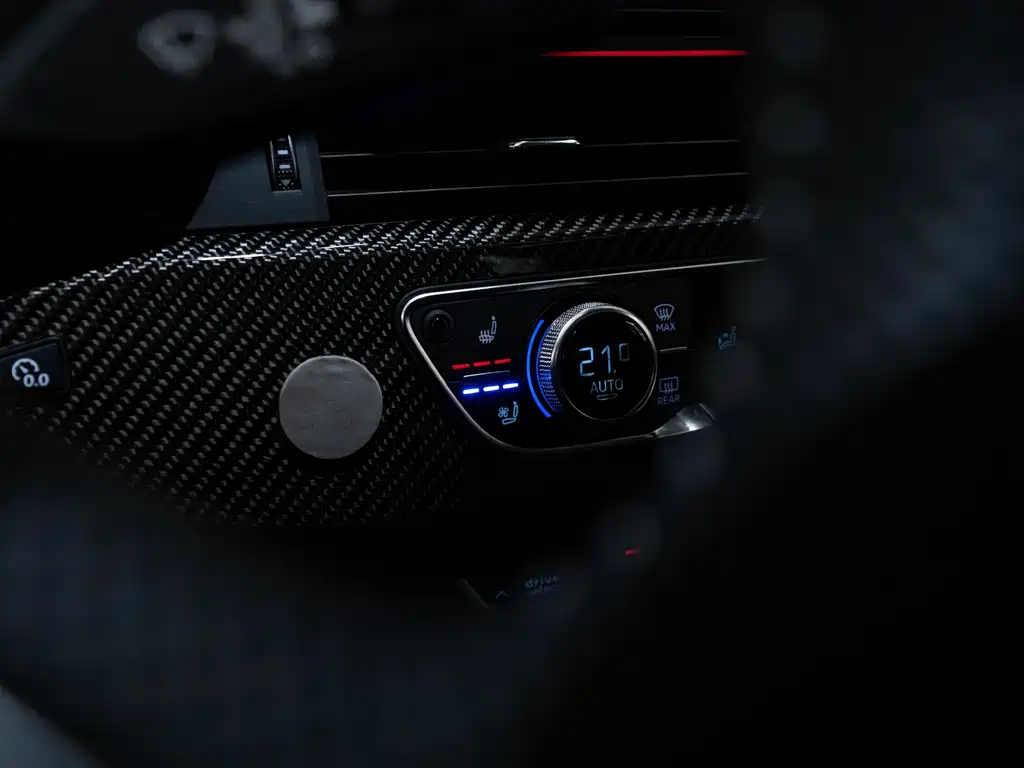 Audi RS 4 2021 — фото 16