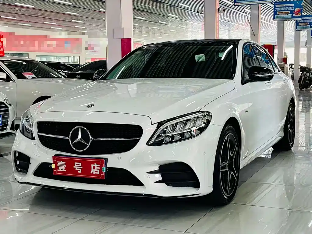 Mercedes-Benz C-Class 2021