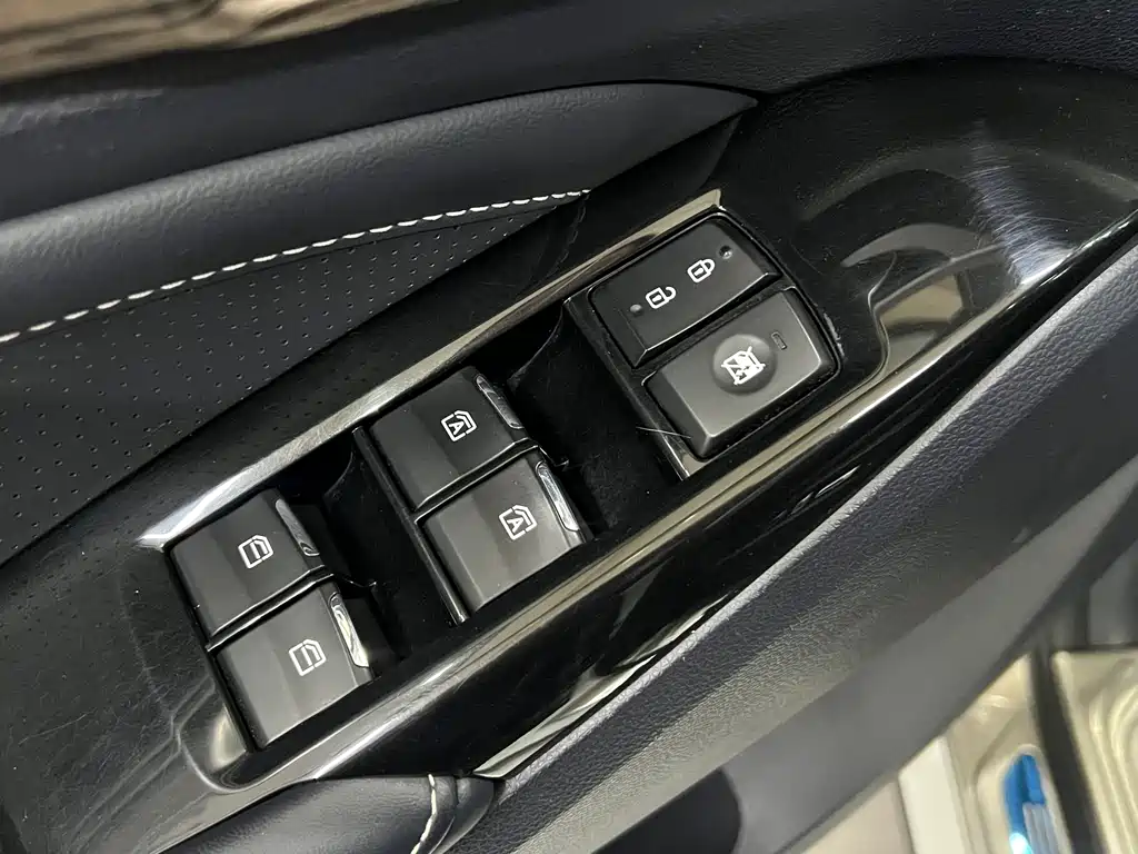 GAC Trumpchi M8 2021 — фото 13