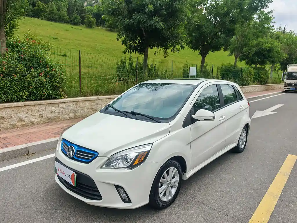 BAIC New Energy EV 2015