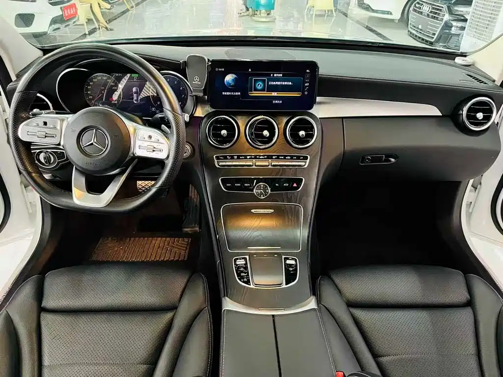 Mercedes-Benz C-Class 2021 — фото 9