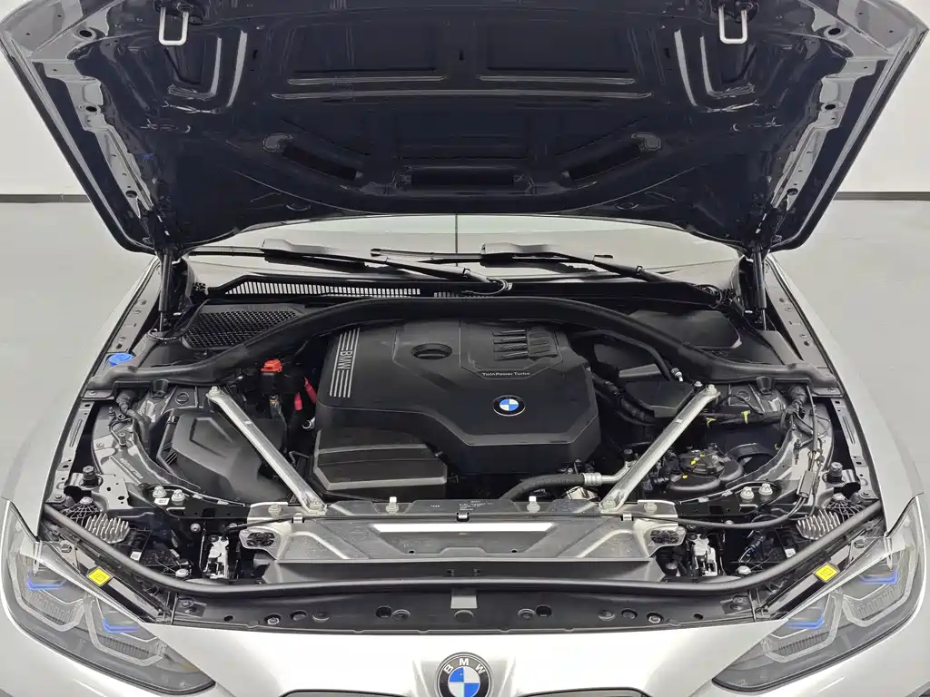 BMW 4 Series 2025 — фото 17